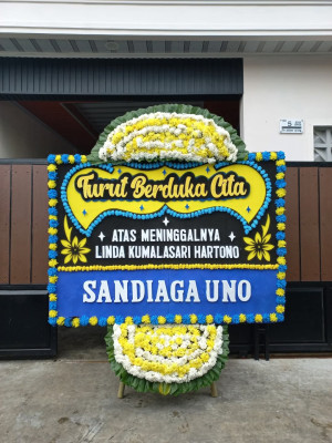 Papan Bunga Duka di Kota Matsum Iv